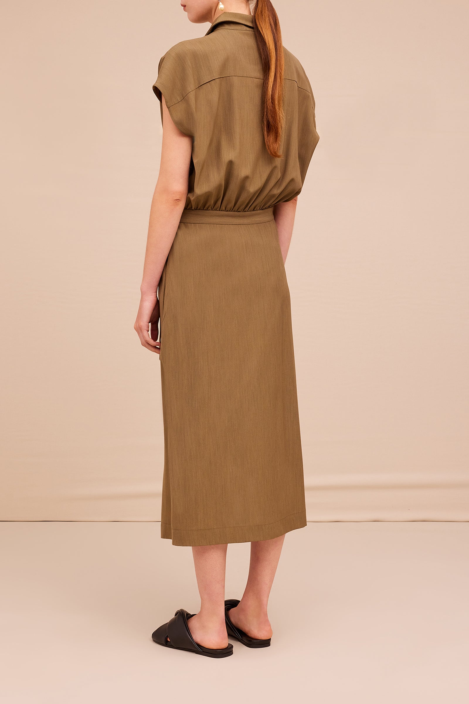 DRESS