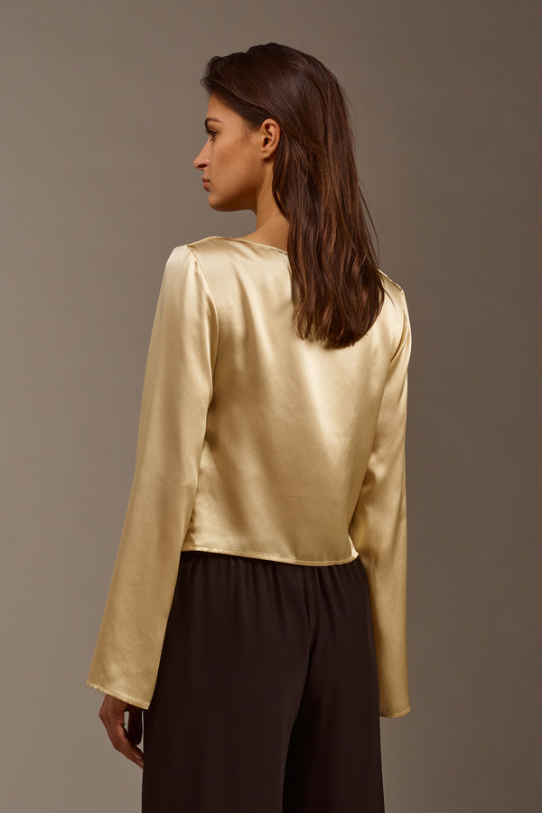See all women - erika cavallini