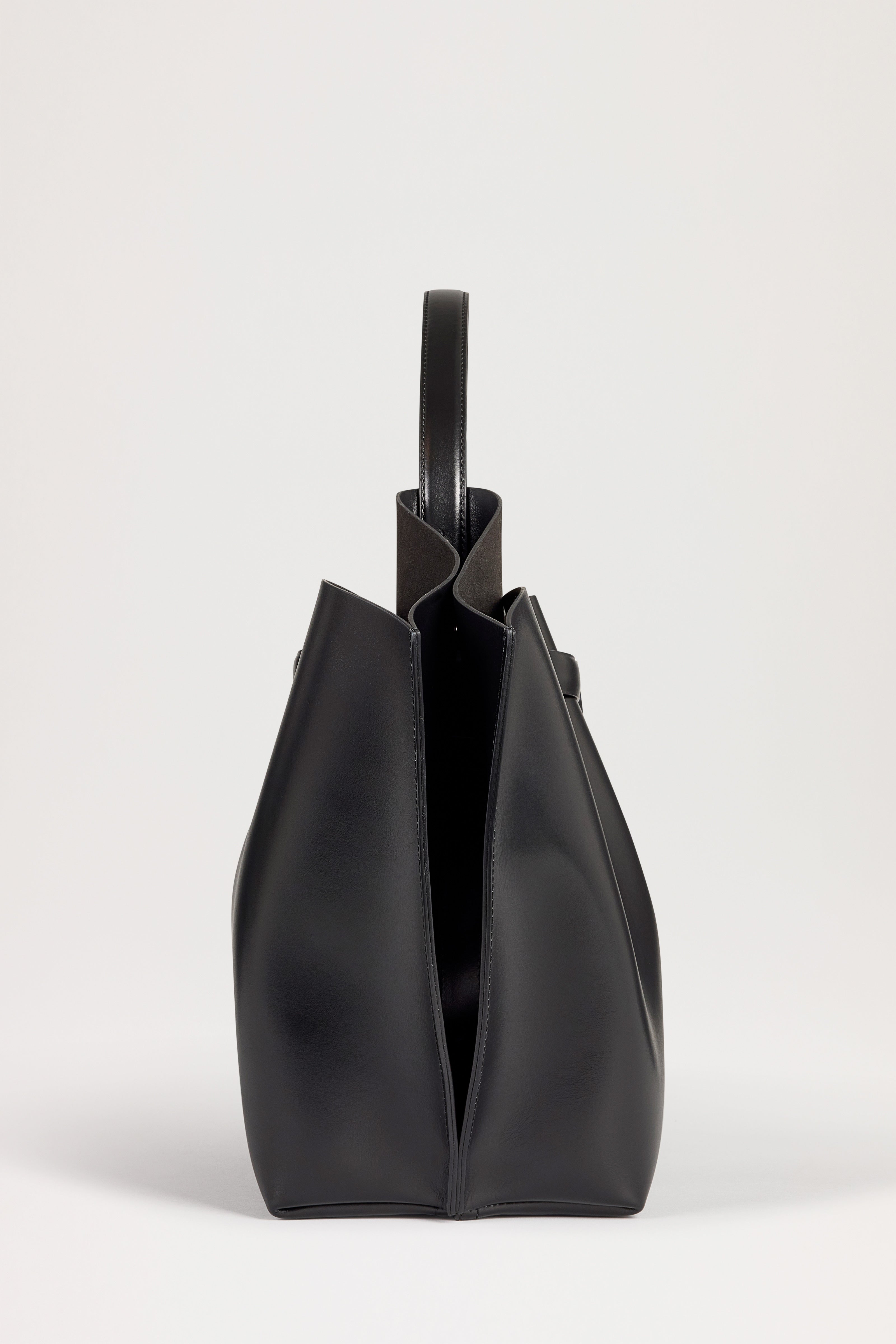 BAG LIA